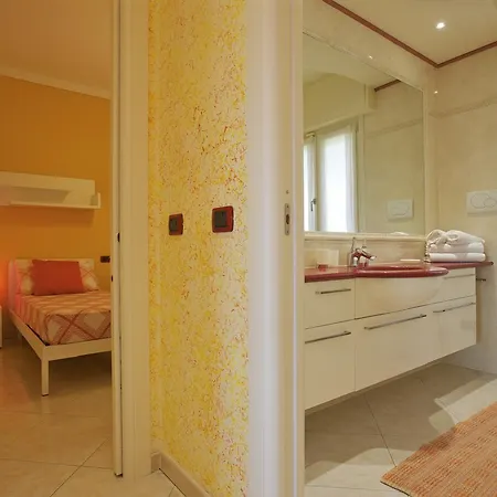Casa Dei Colori アパート ヴェルバーニア
